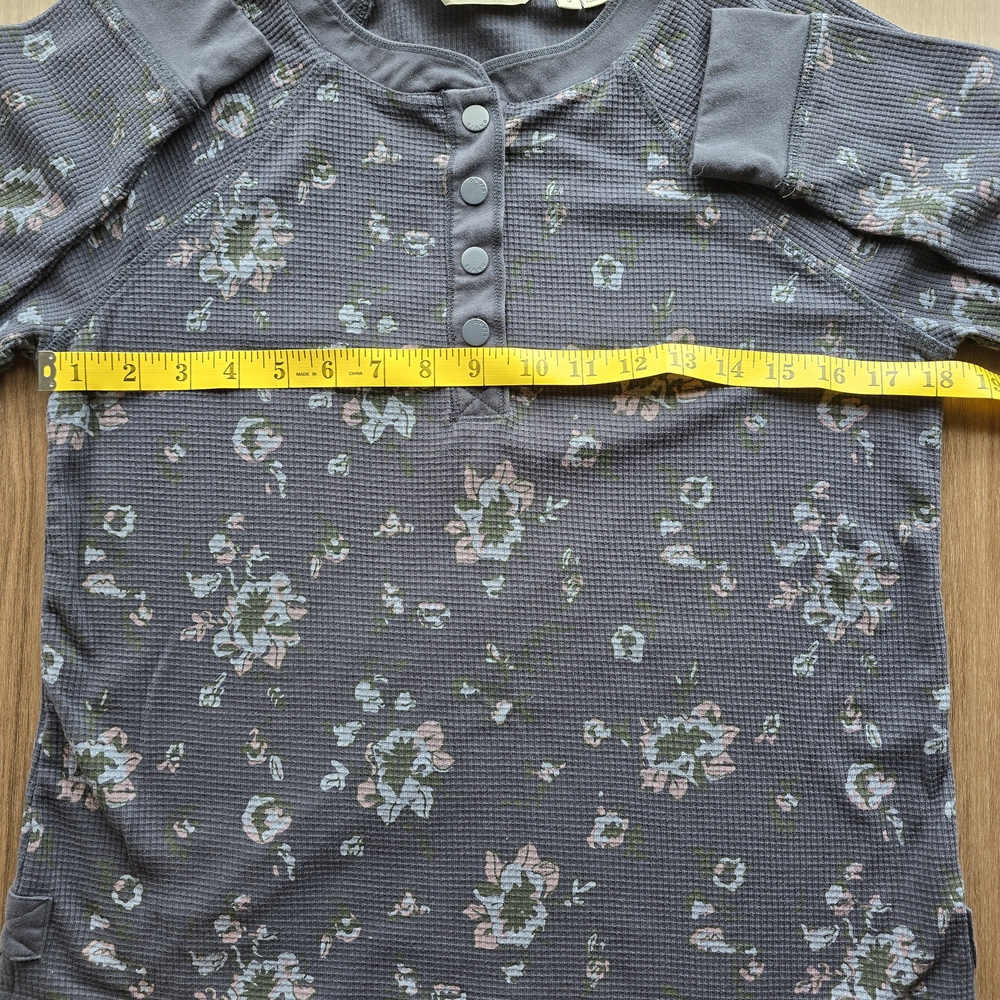 Orvis Navy Small Floral Button-Up Thermal Top Winter And Fall . - Picture 4 of 8